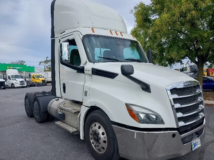 2020 Freightliner Cascadia