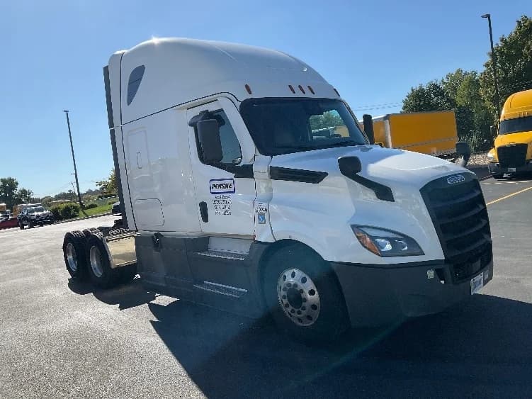 2022 Freightliner Cascadia