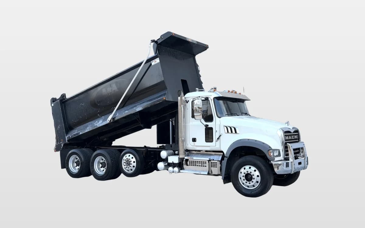 2023 Mack Granite — photo 1