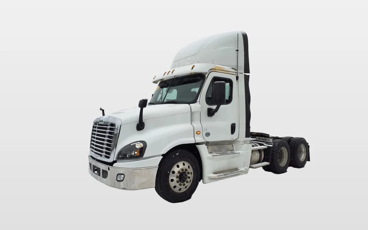 2016 Freightliner Cascadia — photo 1