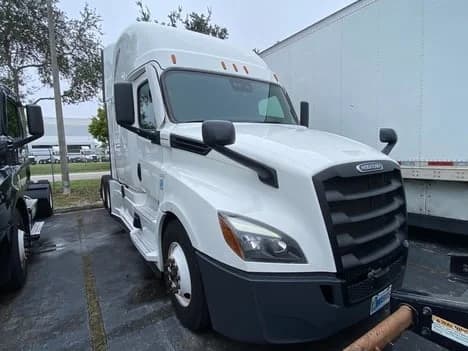2021 Freightliner Cascadia