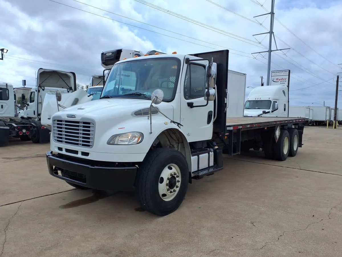 2017 Freightliner M2 106