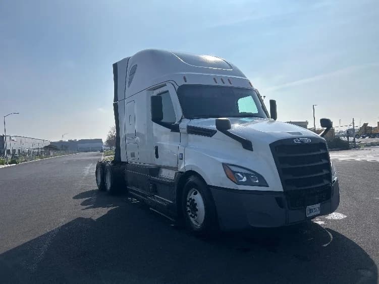 2023 Freightliner Cascadia