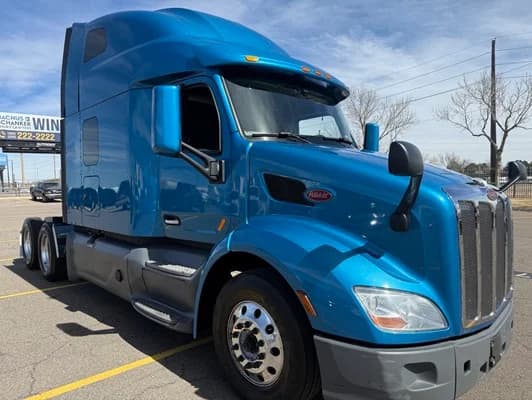 2021 Peterbilt 579