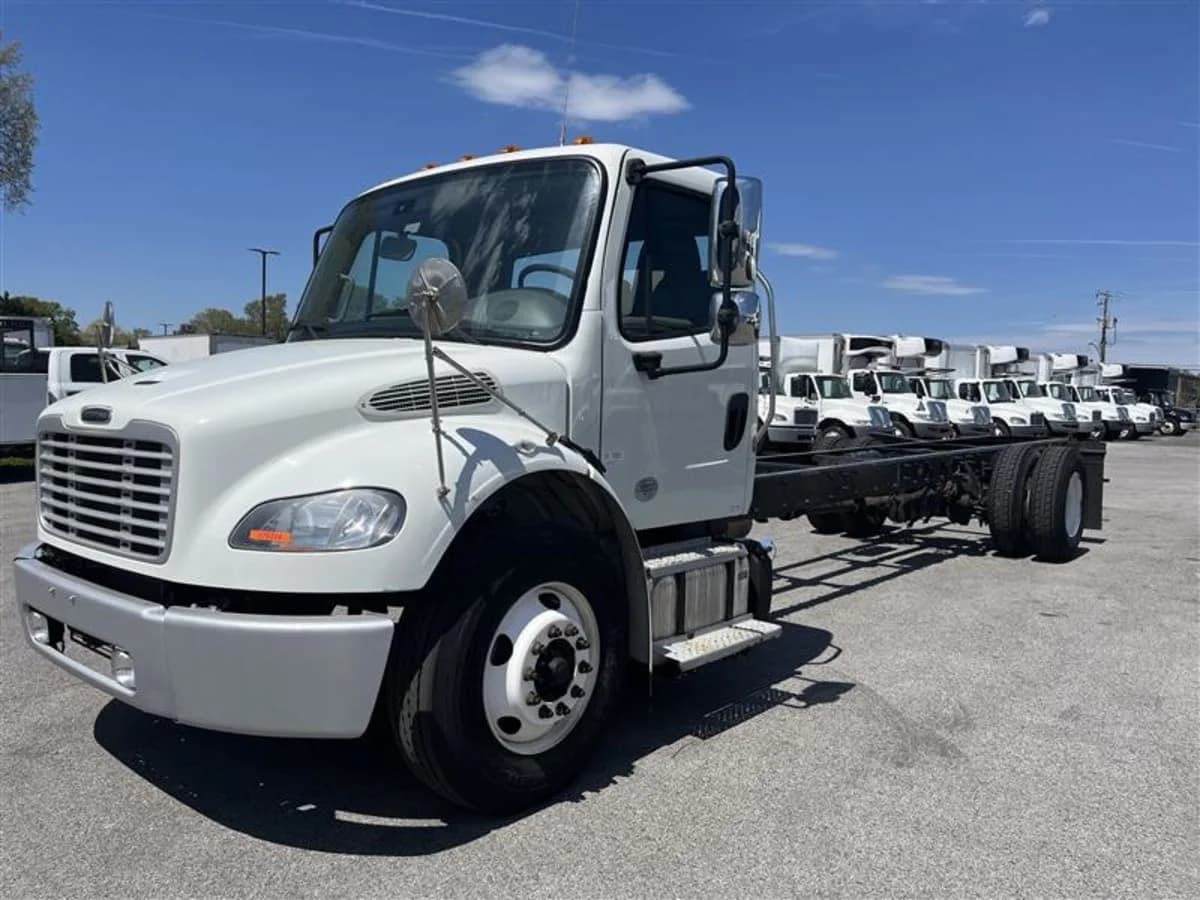 2020 Freightliner M2 106