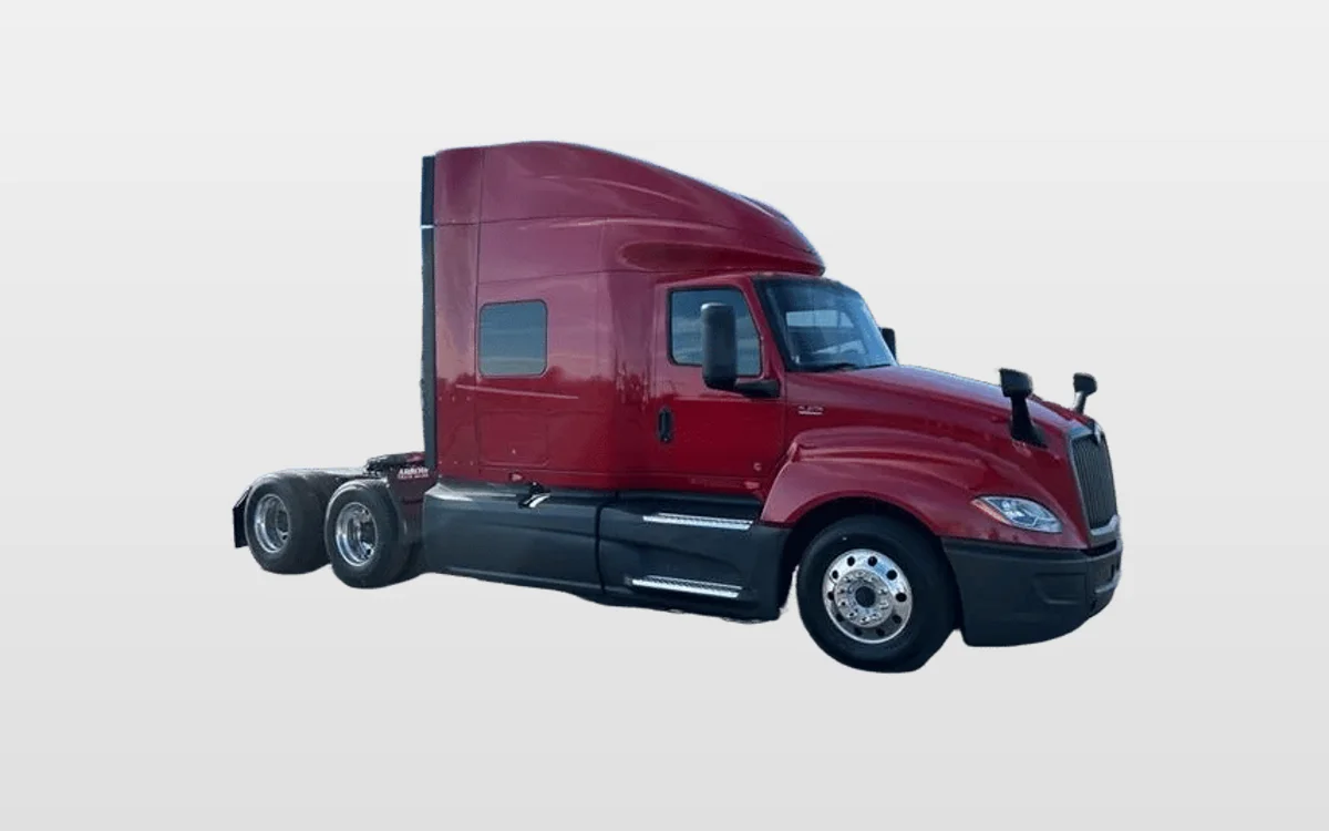 2020 International LT — photo 1