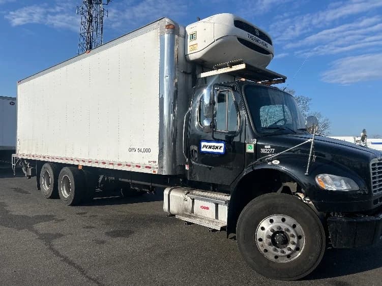 2021 Freightliner M2 106