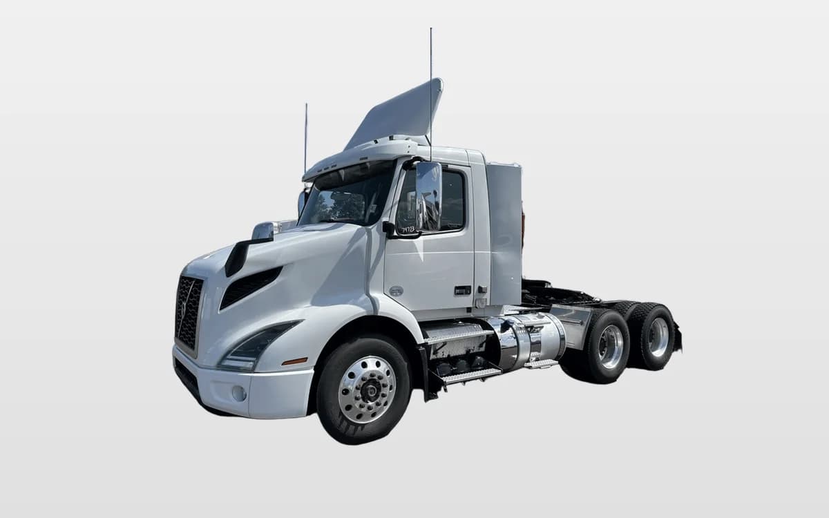 2019 Volvo VNR 640 — photo 1