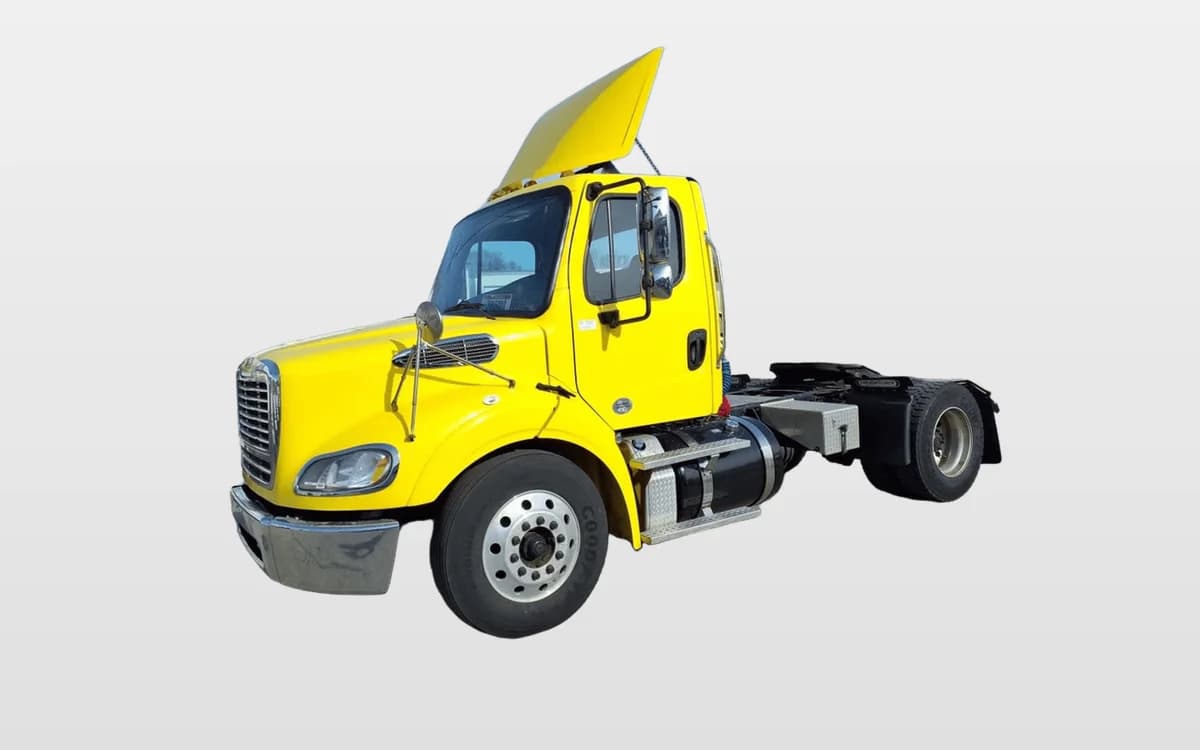 2019 Freightliner M2 112 — photo 1