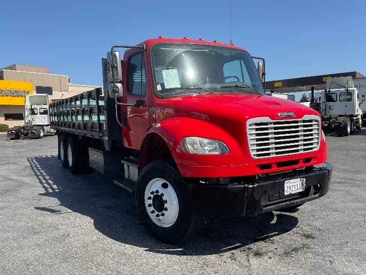 2019 Freightliner M2 106