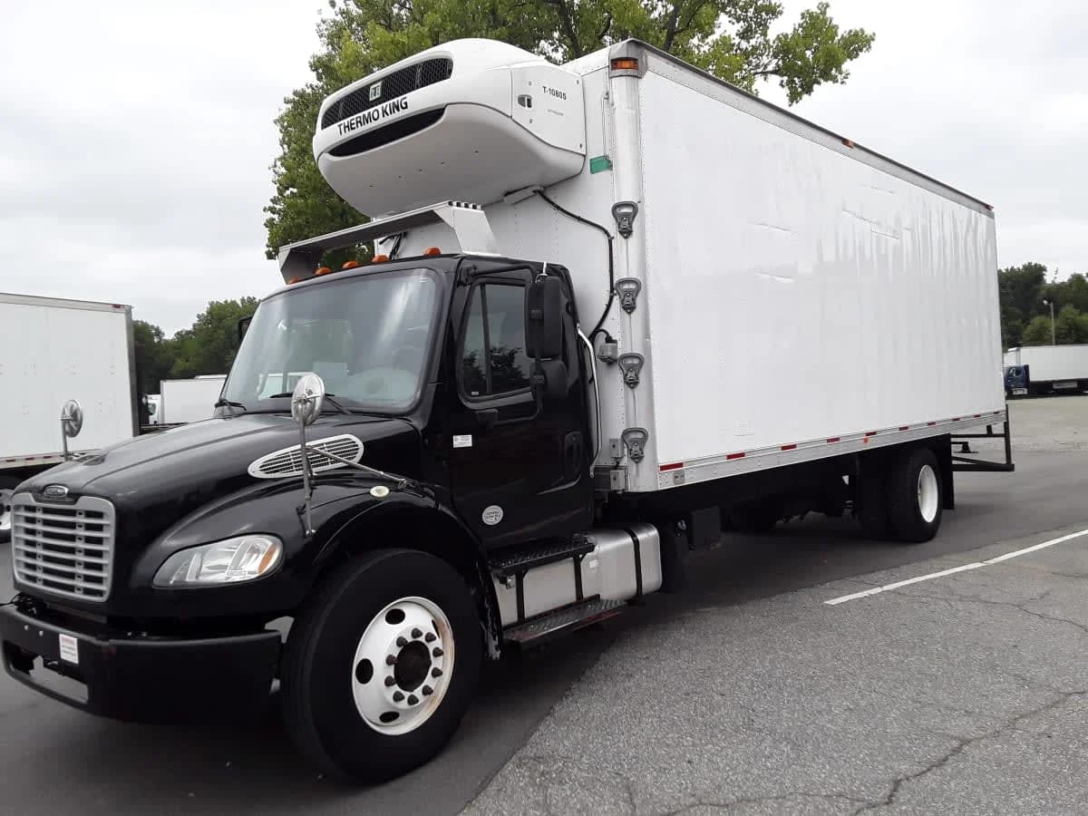 2018 Freightliner M2 106