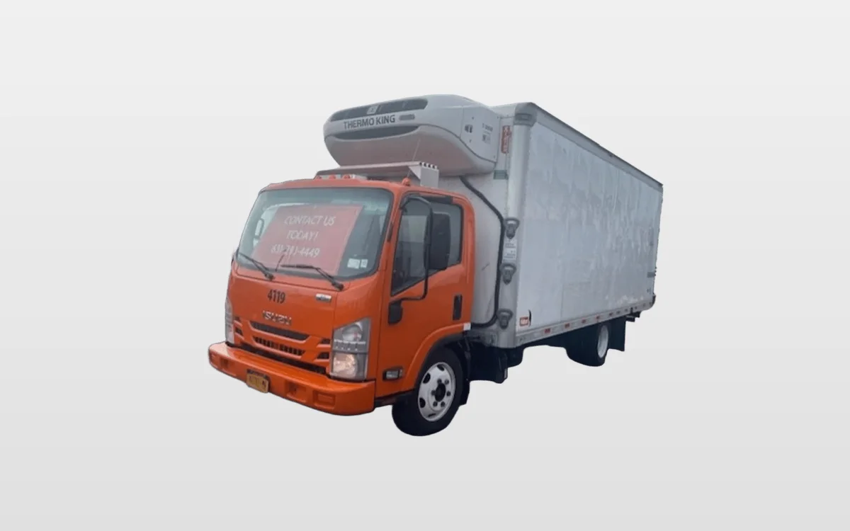 2020 Isuzu NQR — photo 1