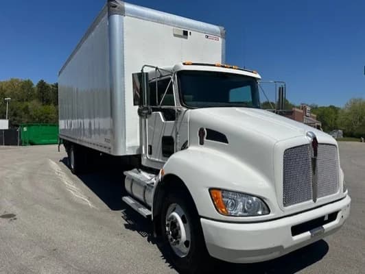2022 Kenworth T270
