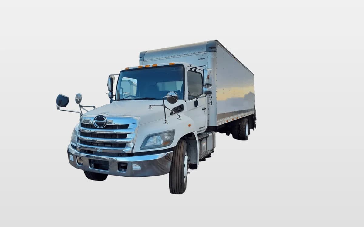 2016 Hino 338 — photo 1