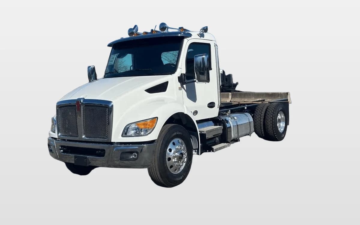 2026 Kenworth T380 — photo 1