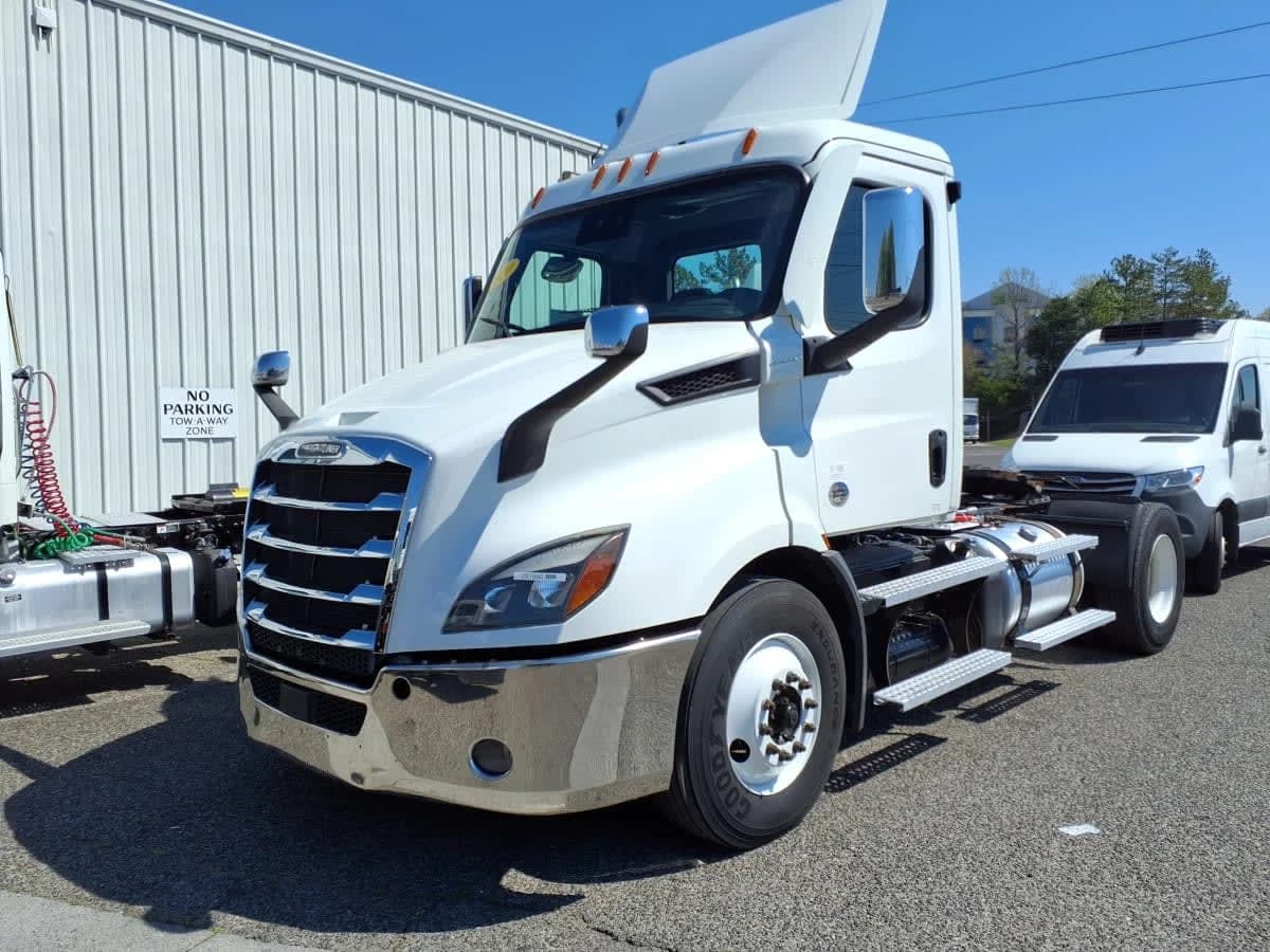 2020 Freightliner Cascadia
