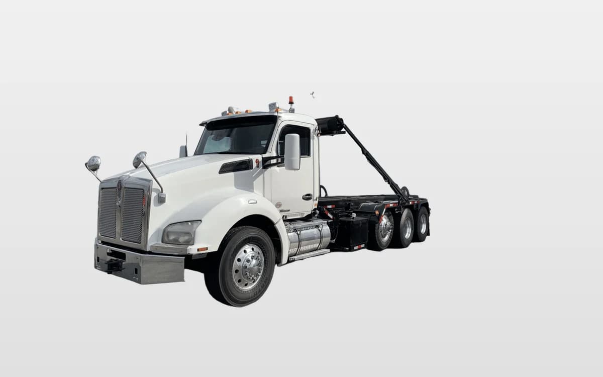 2020 Kenworth T880 — photo 1