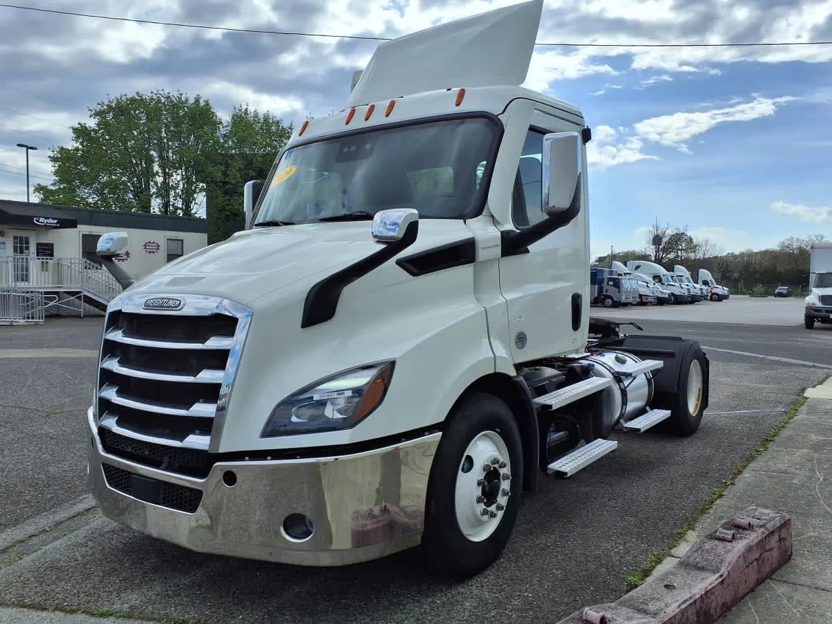 2020 Freightliner Cascadia