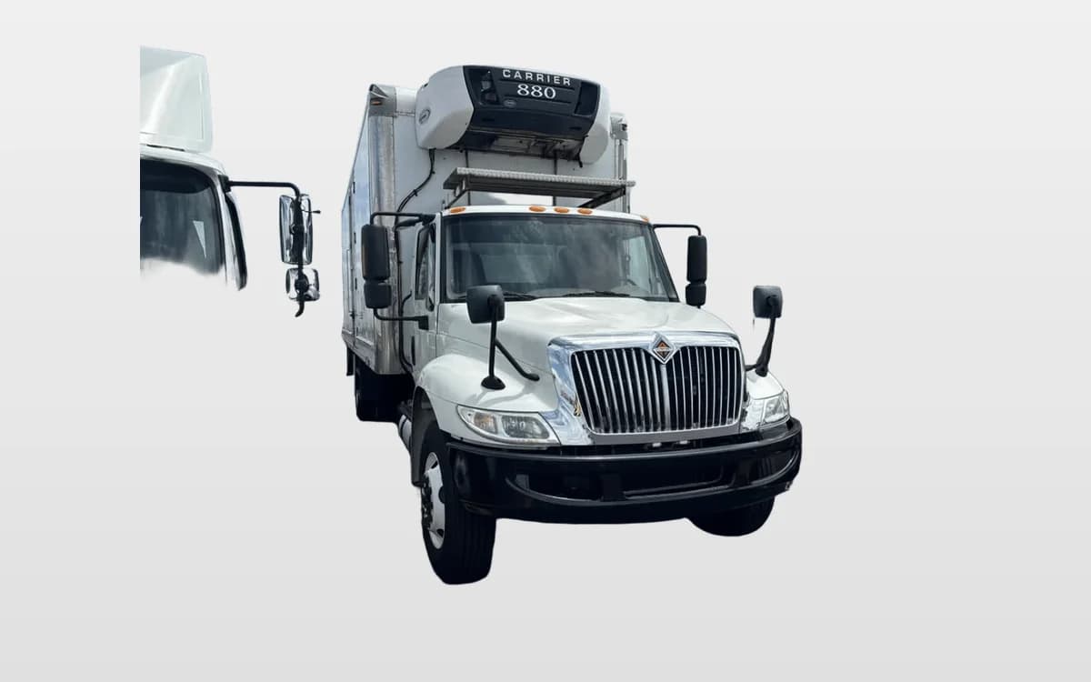 2018 International 4300 — photo 1