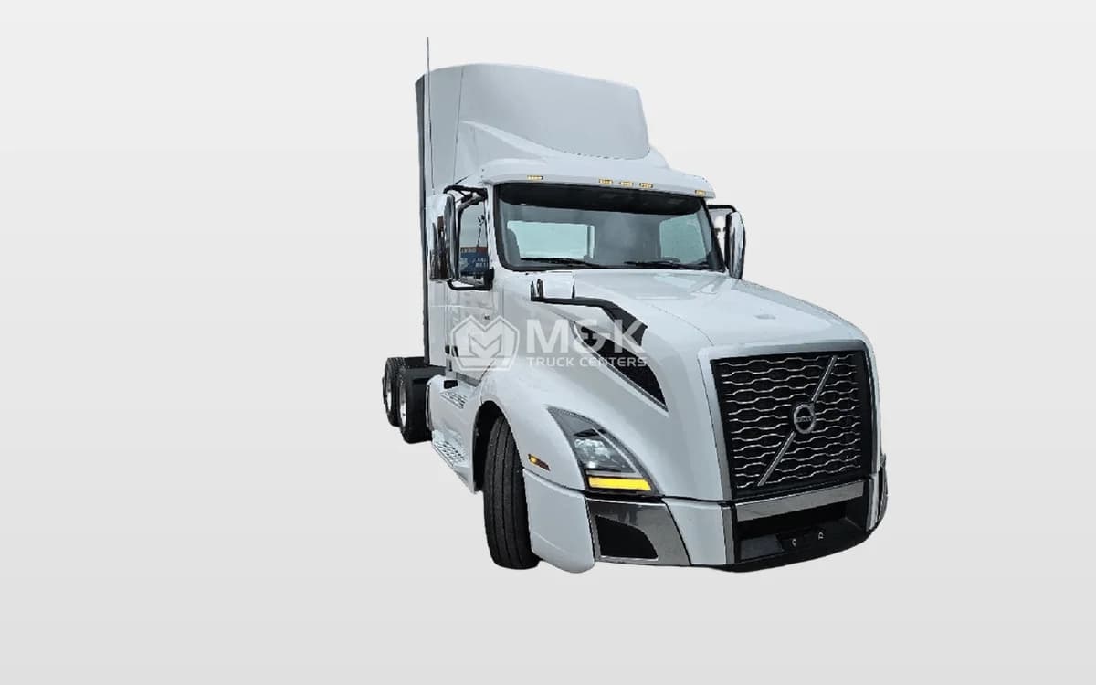 2021 Volvo VNL 300 — photo 1