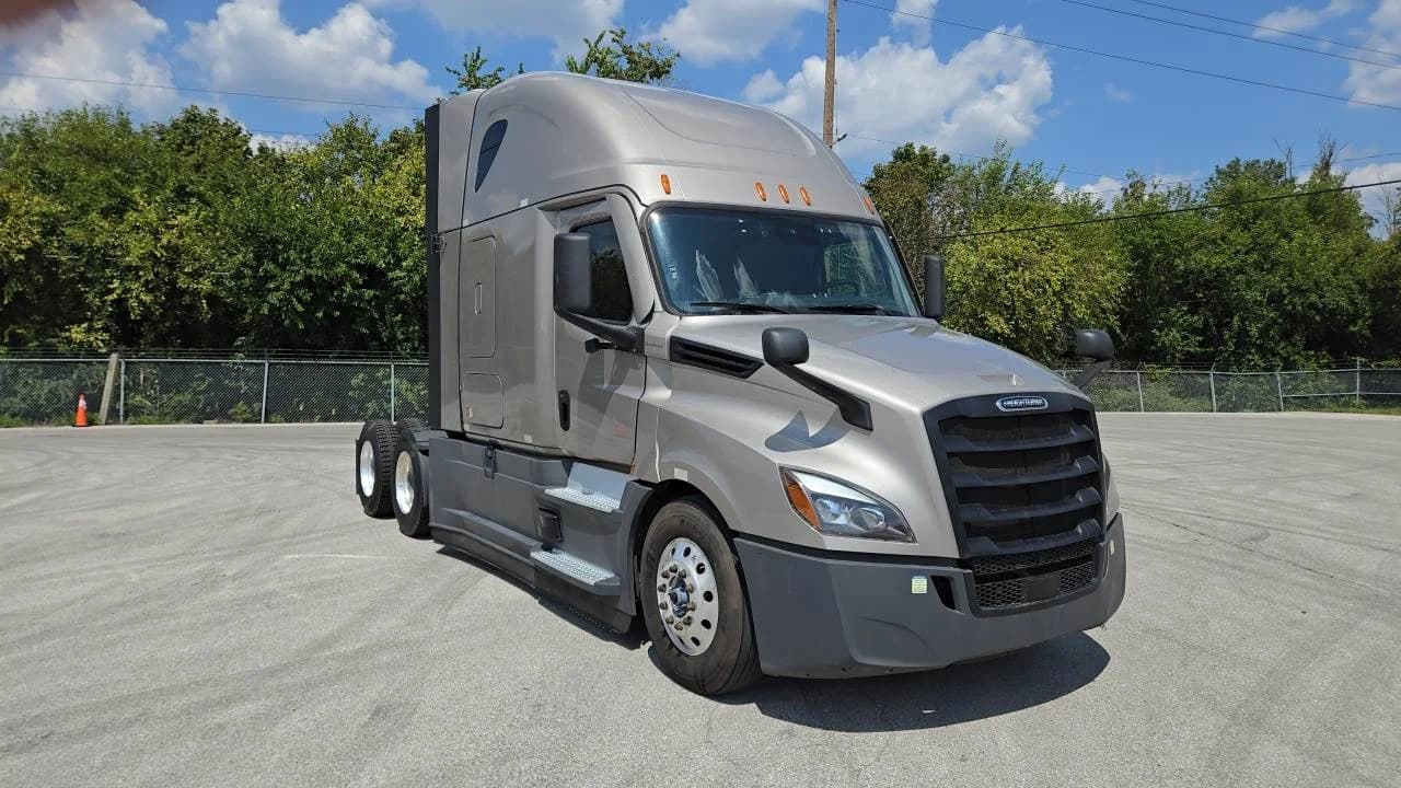 2023 Freightliner Cascadia