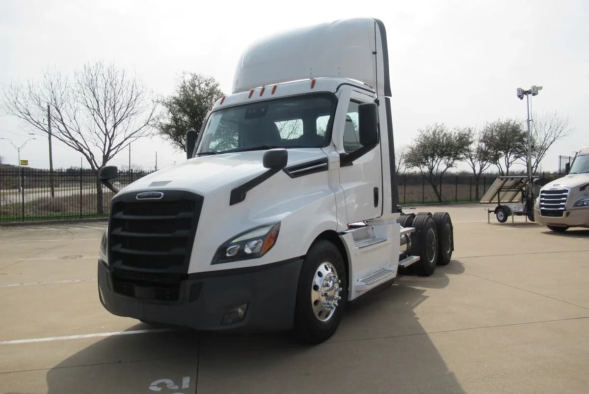 2024 Freightliner Cascadia