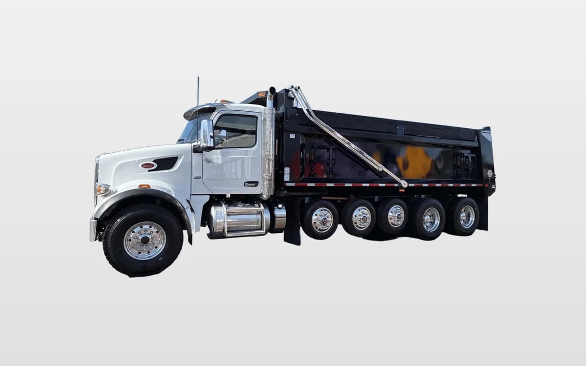 2026 Peterbilt 567 — photo 1