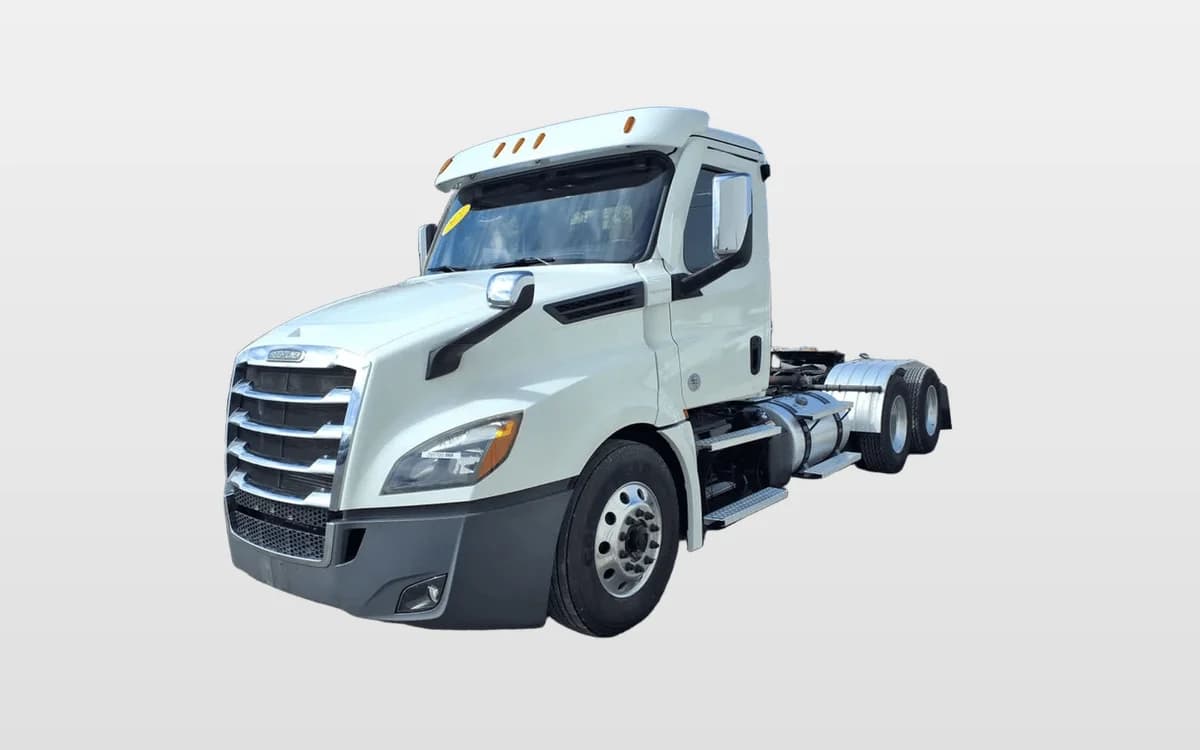 2021 Freightliner Cascadia — photo 1