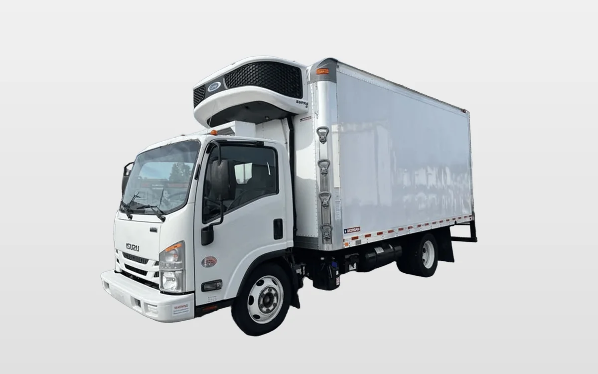 2019 Isuzu NQR — photo 1