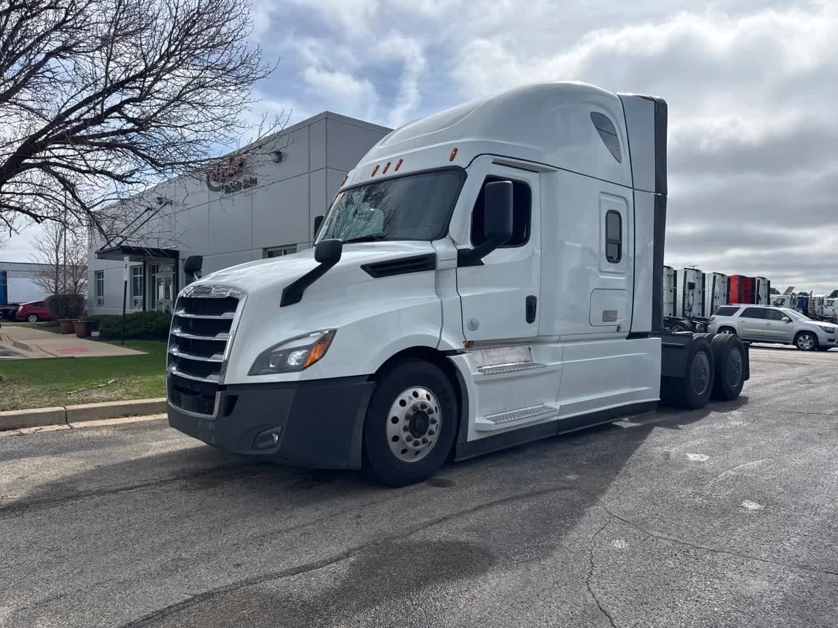 2022 Freightliner Cascadia