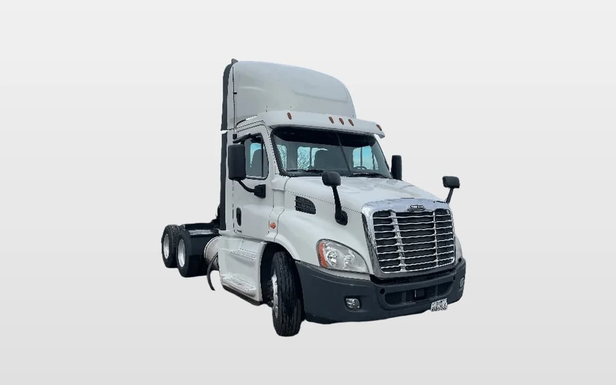 2016 Freightliner Cascadia — photo 1