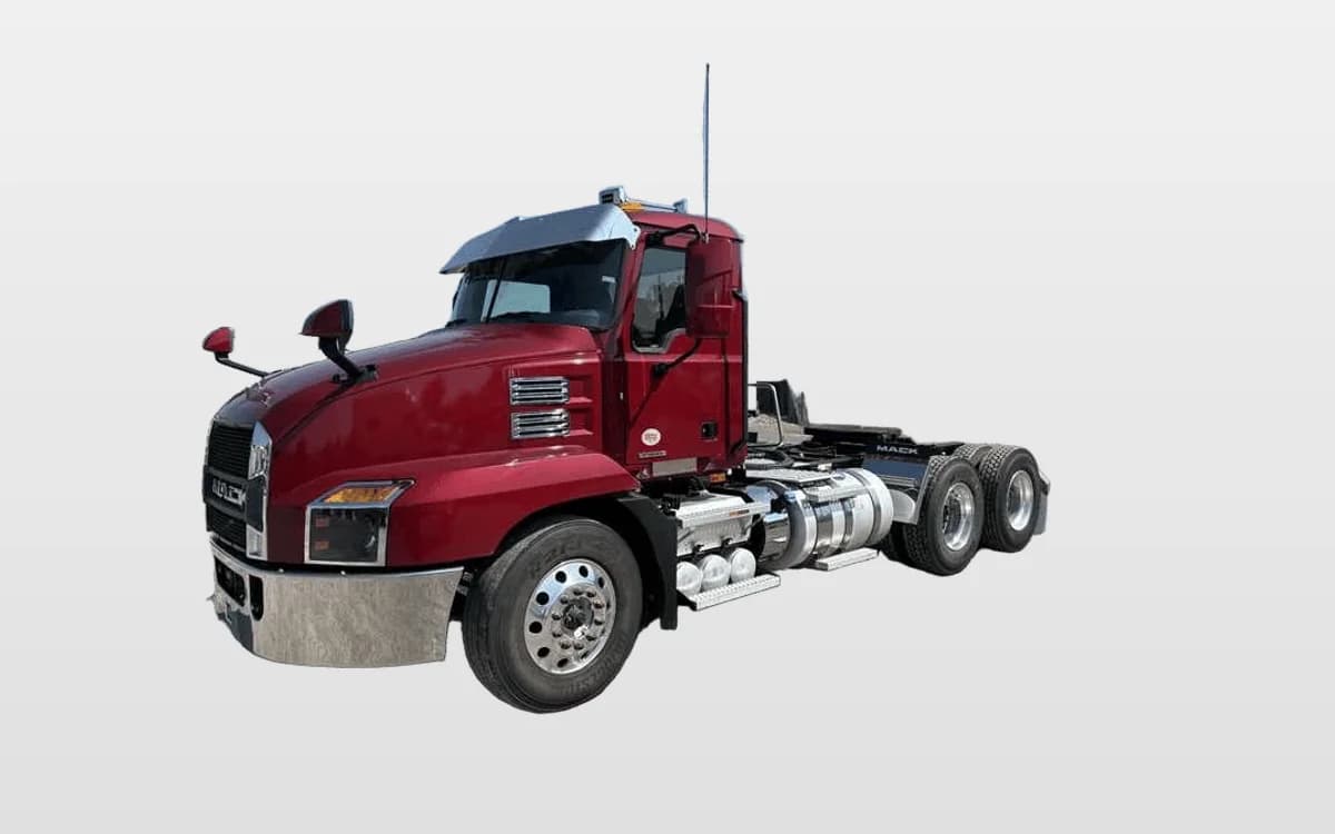 2025 Mack Anthem — photo 1