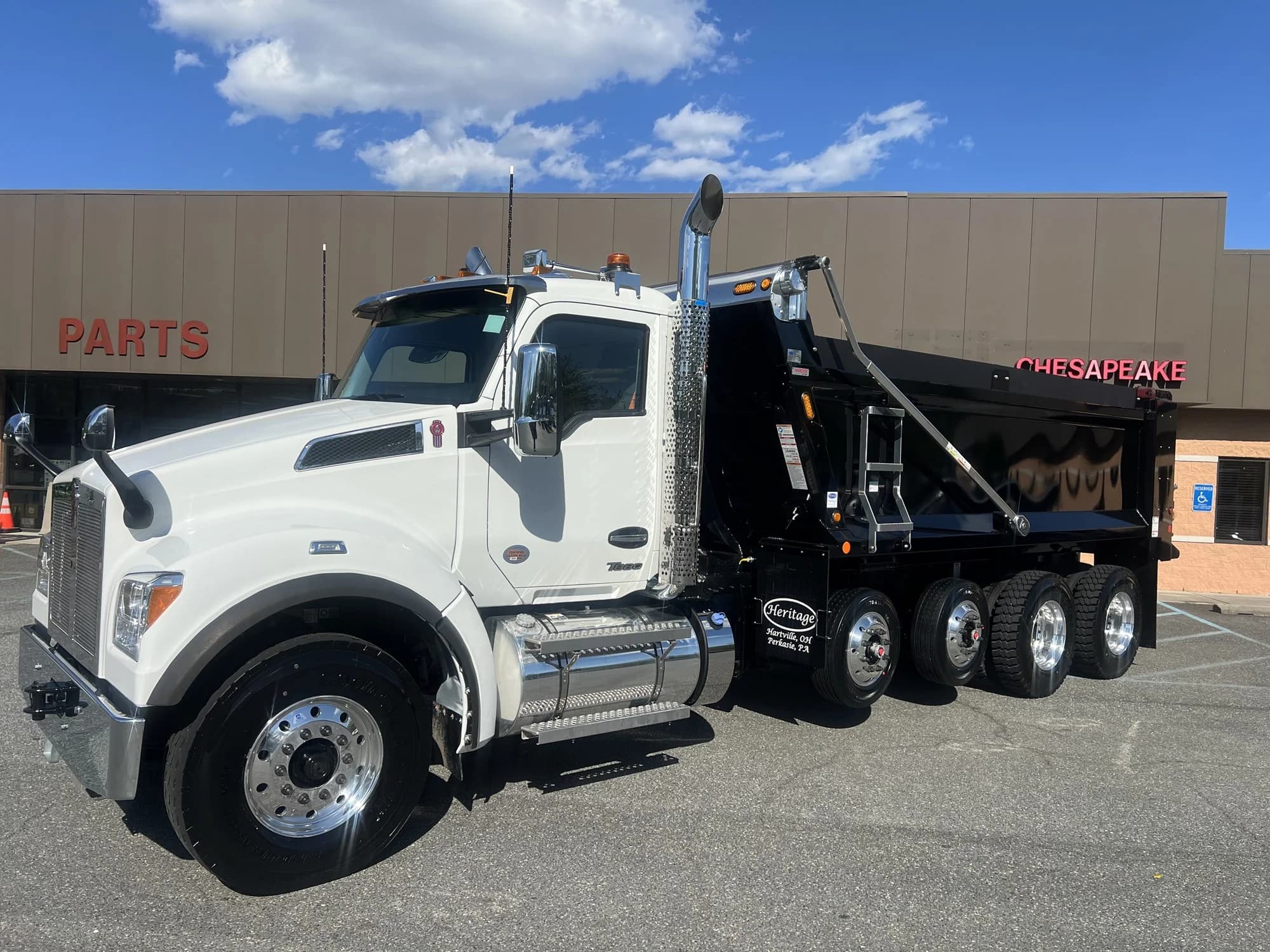 2026 Kenworth T880