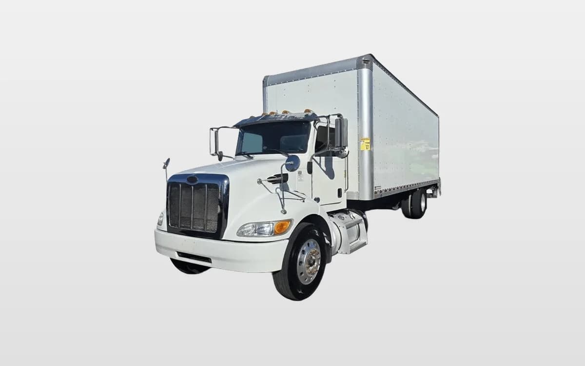 2020 Peterbilt 337 — photo 1