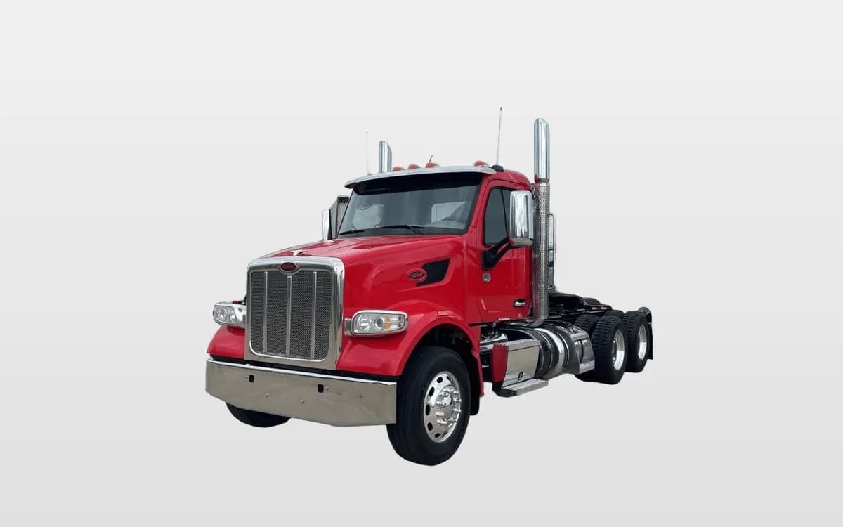 2021 Peterbilt 567 — photo 1