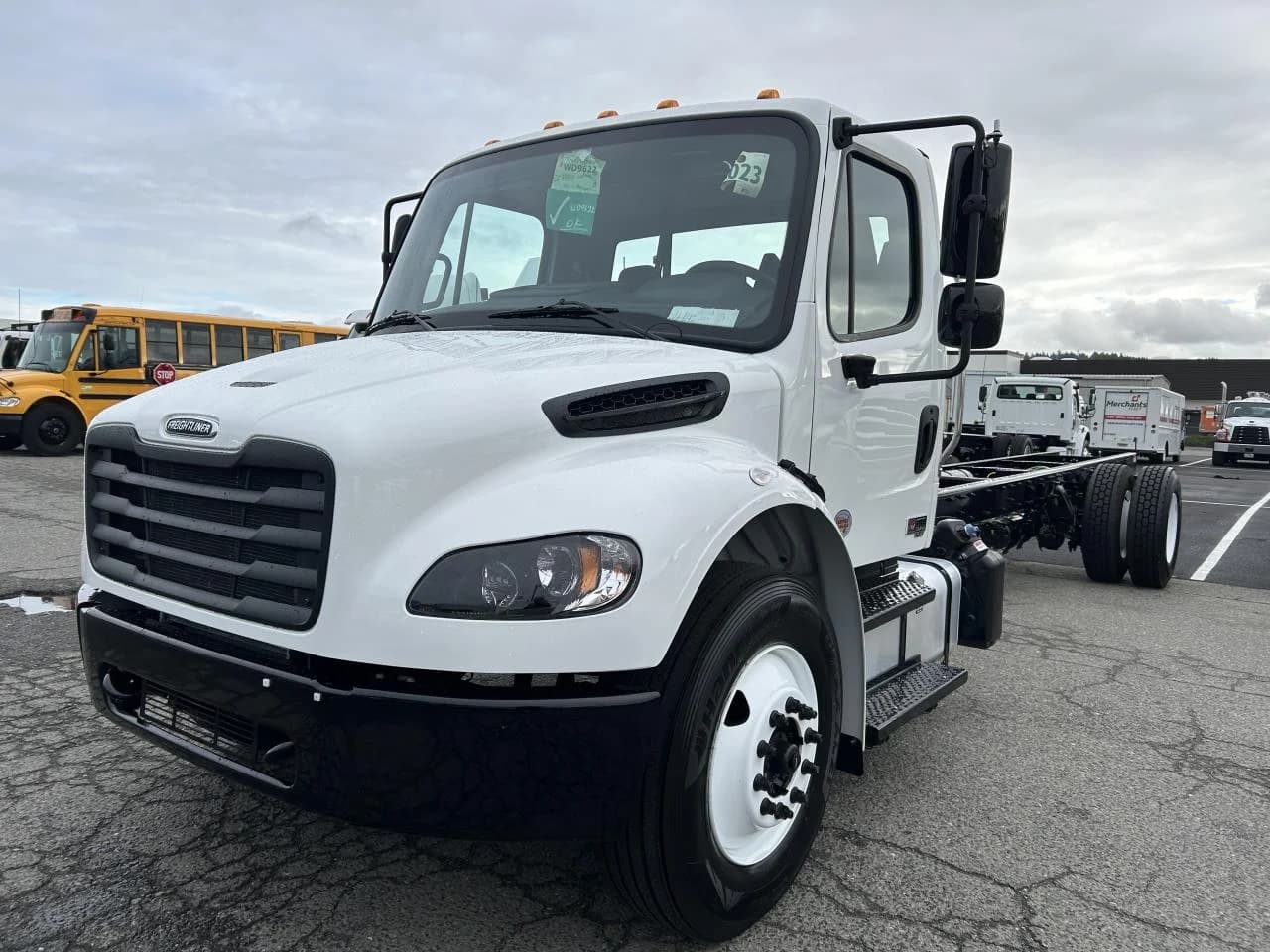 2025 Freightliner M2 106
