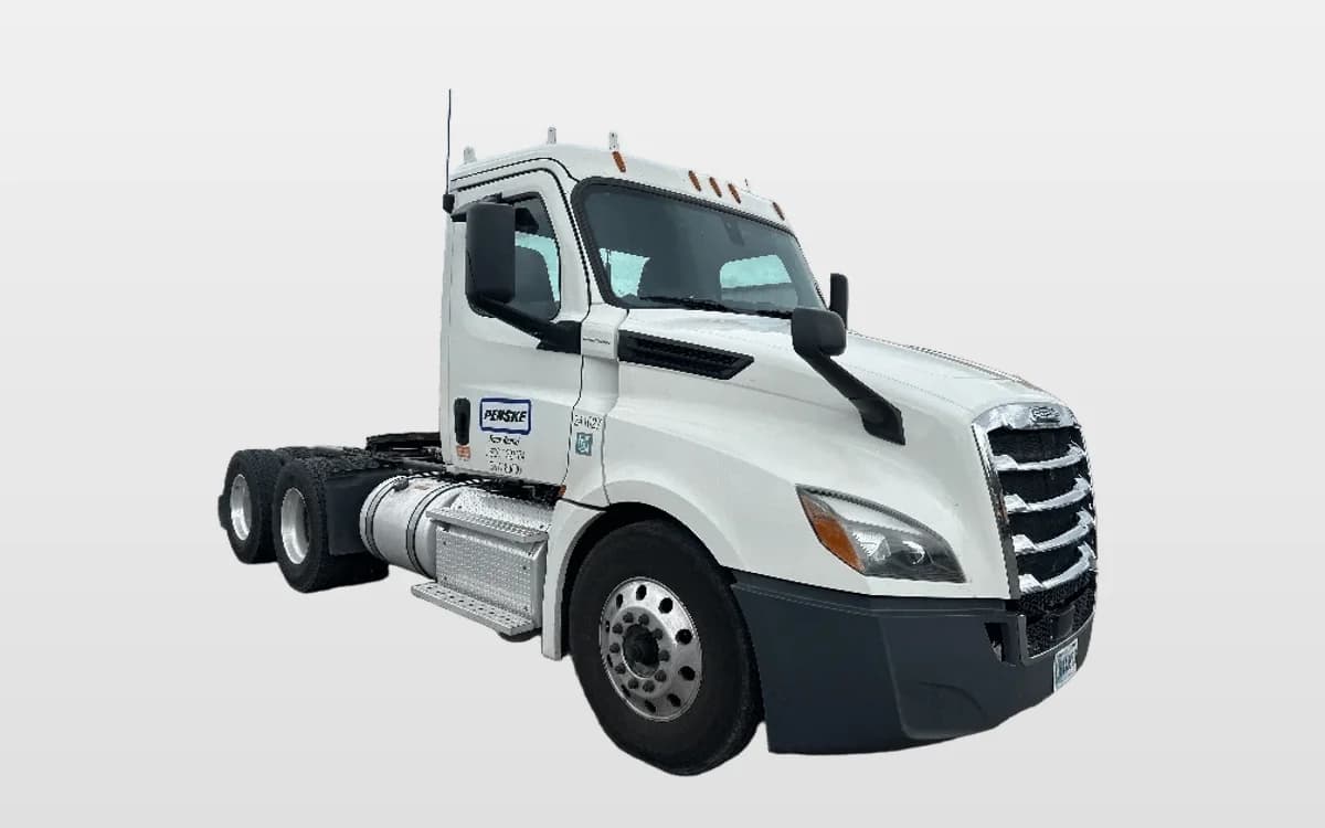 2019 Freightliner Cascadia — photo 1