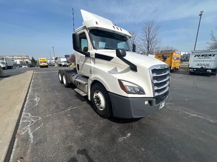 2020 Freightliner Cascadia
