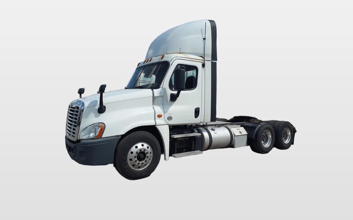 2018 Freightliner Cascadia — photo 1