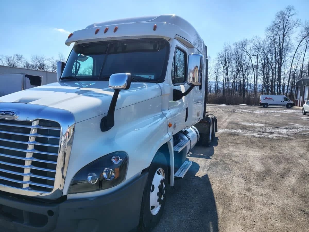 2020 Freightliner Cascadia