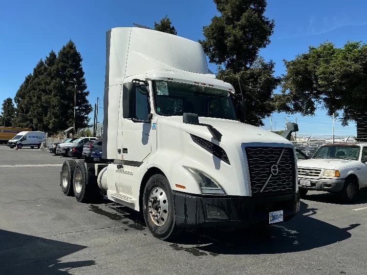 2019 Volvo VNL 300