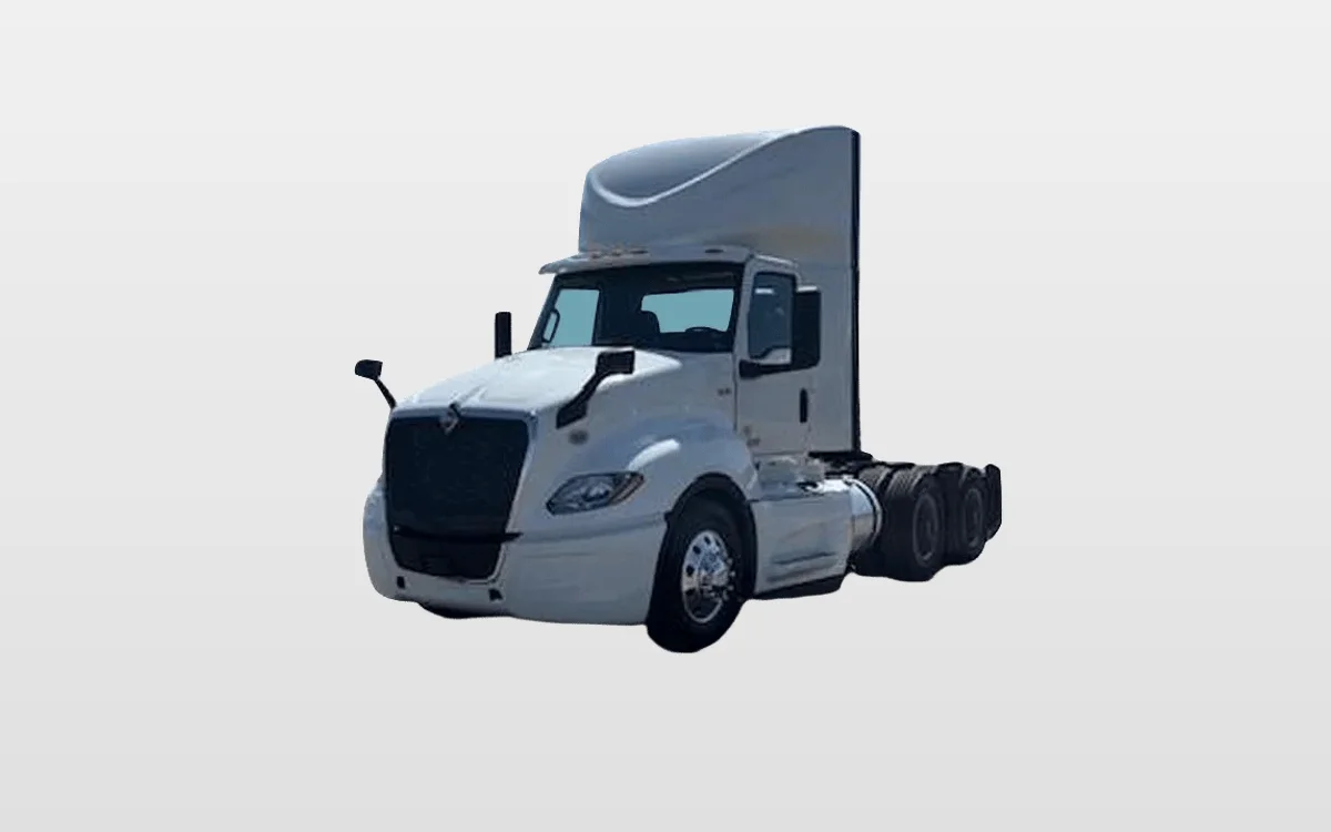 2026 International LT — photo 1