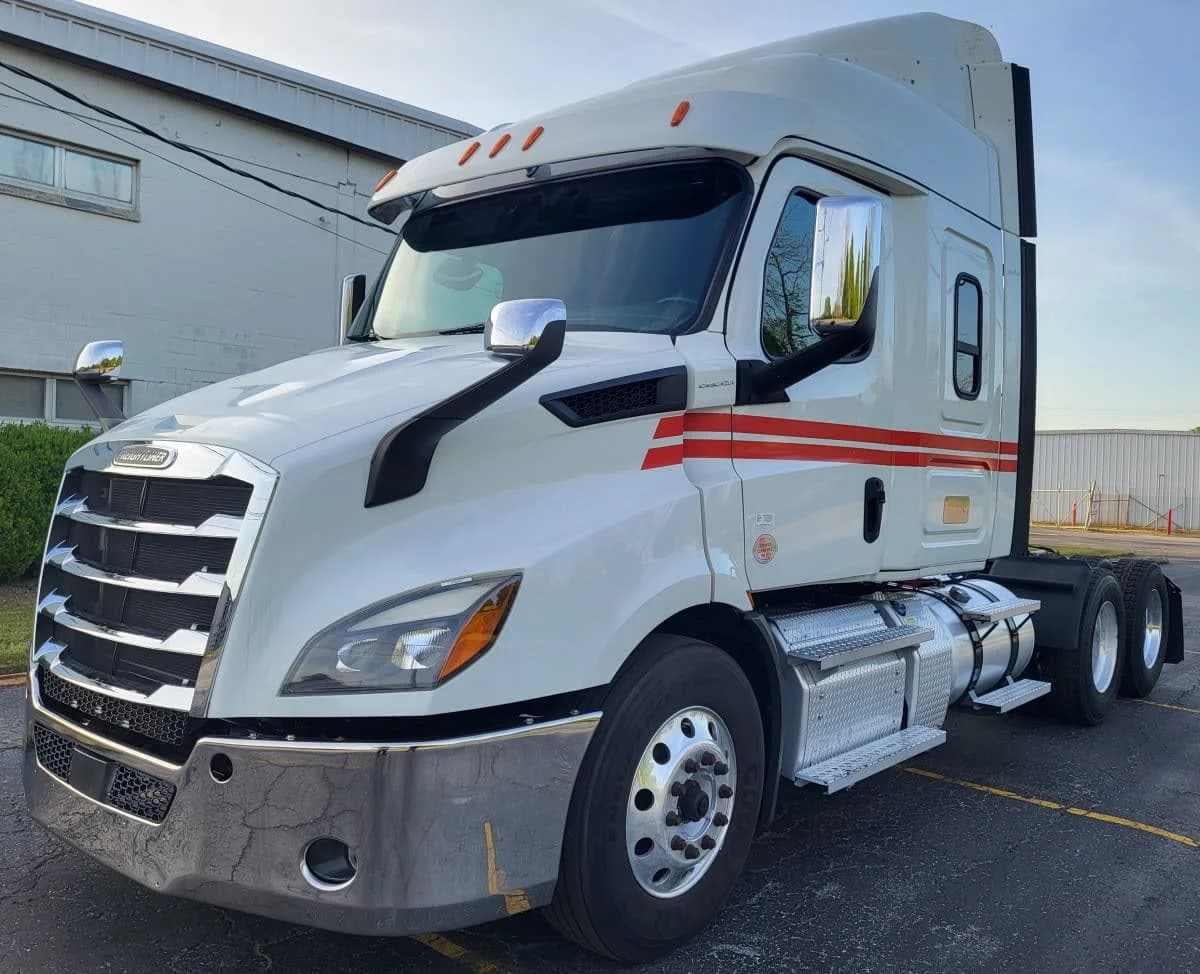 2020 Freightliner Cascadia