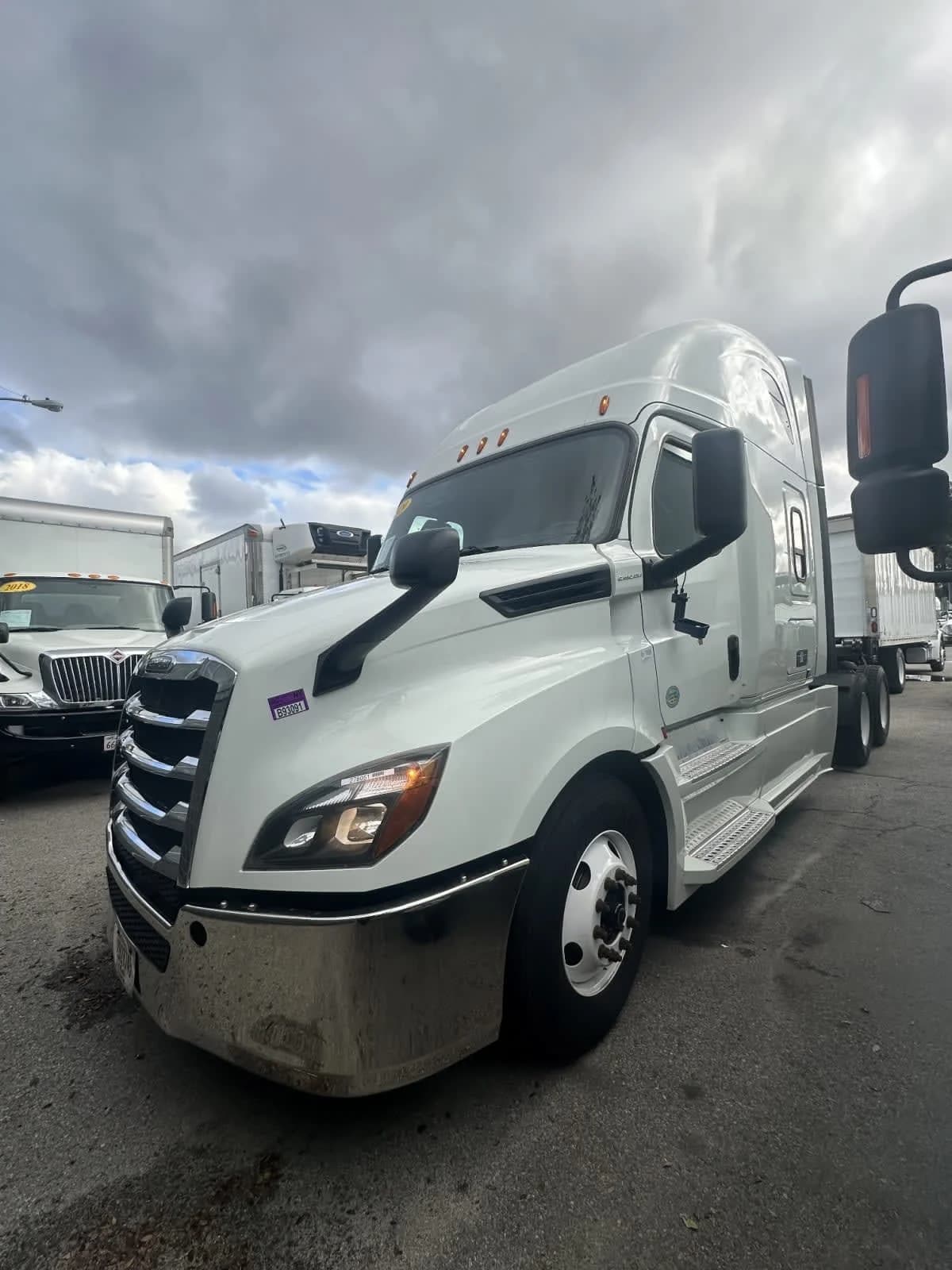 2020 Freightliner Cascadia