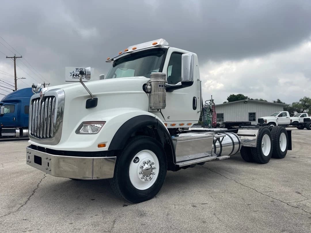 2023 International HX