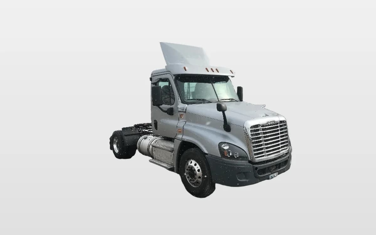 2018 Freightliner Cascadia — photo 1