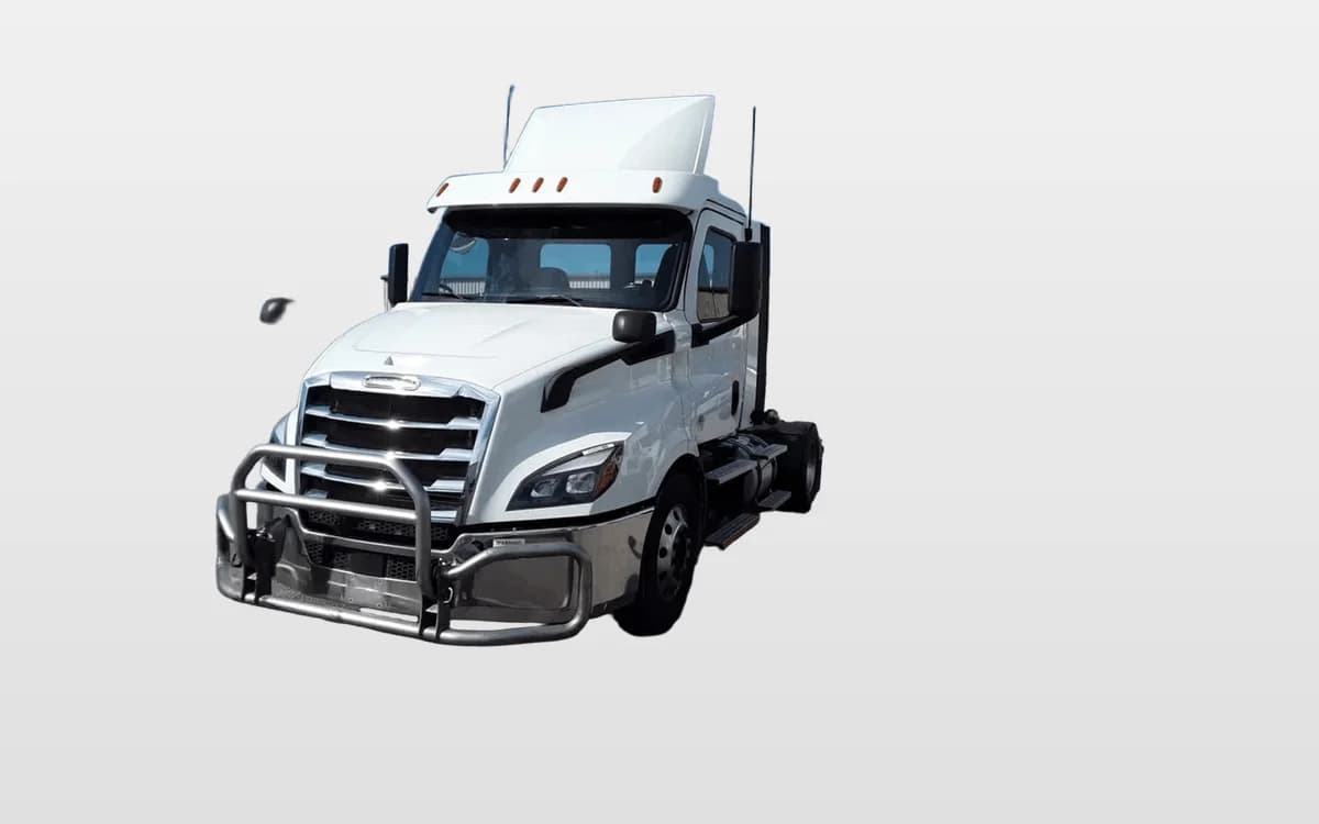 2020 Freightliner Cascadia — photo 1