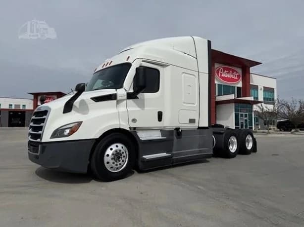2022 Freightliner Cascadia