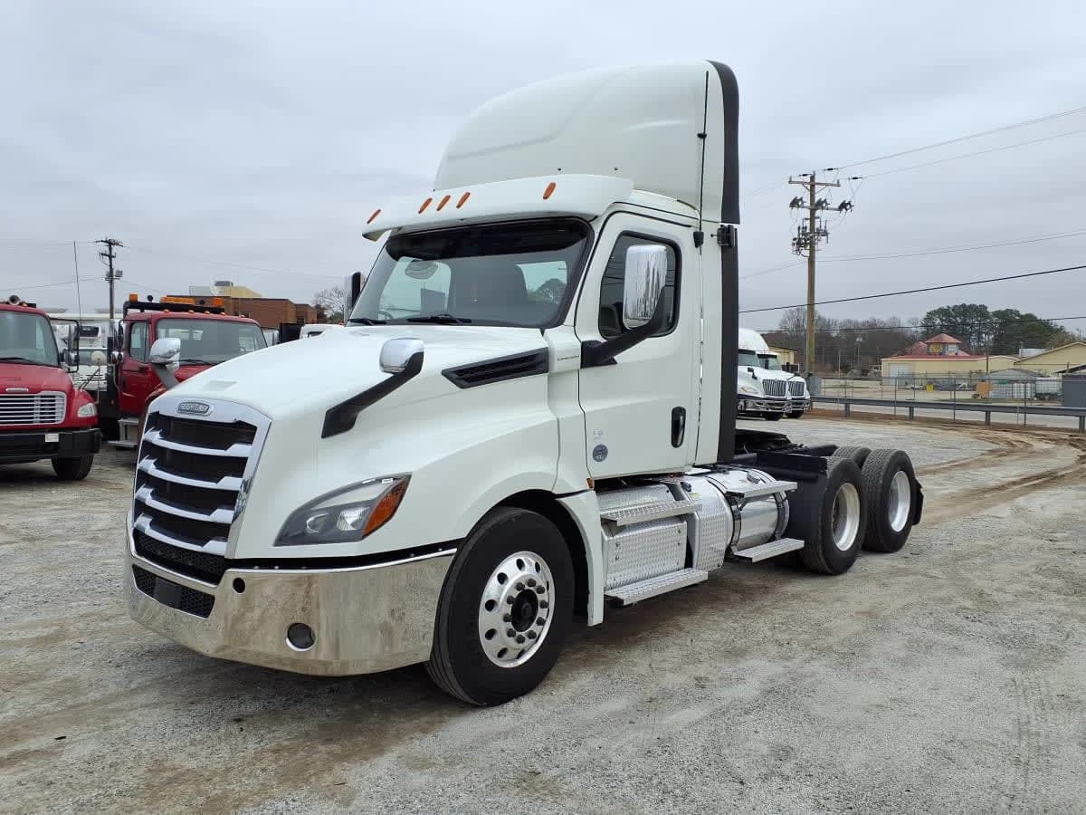 2020 Freightliner Cascadia