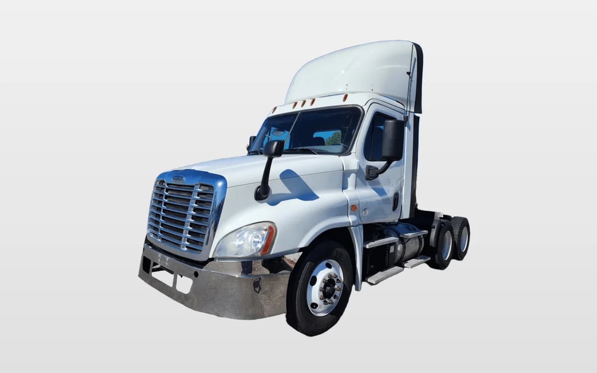 2017 Freightliner Cascadia — photo 1